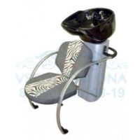 Биатрис с креслом Мона